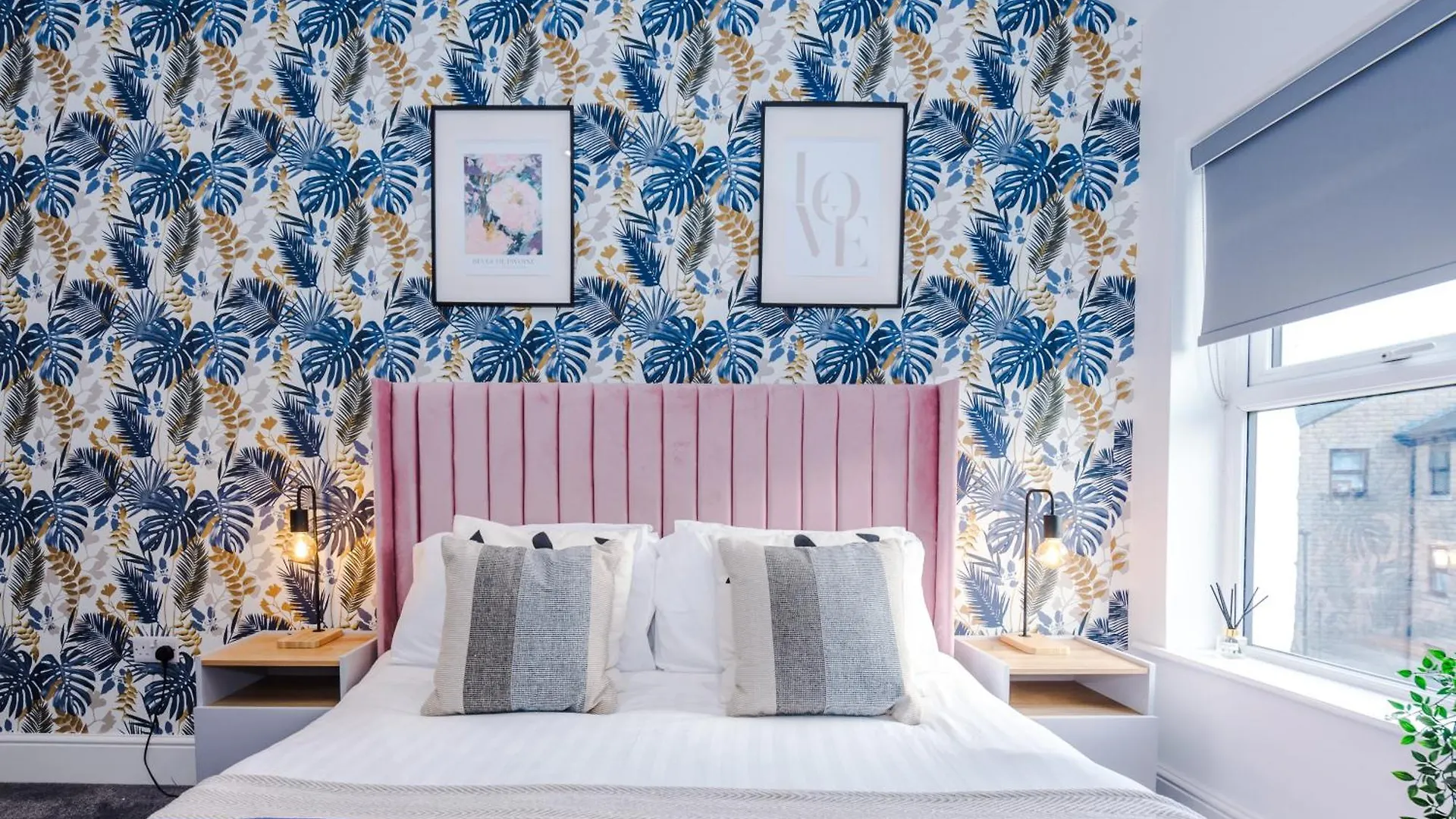 The Gatsby In Harrogate 3 Bedrooms - Parking شقة