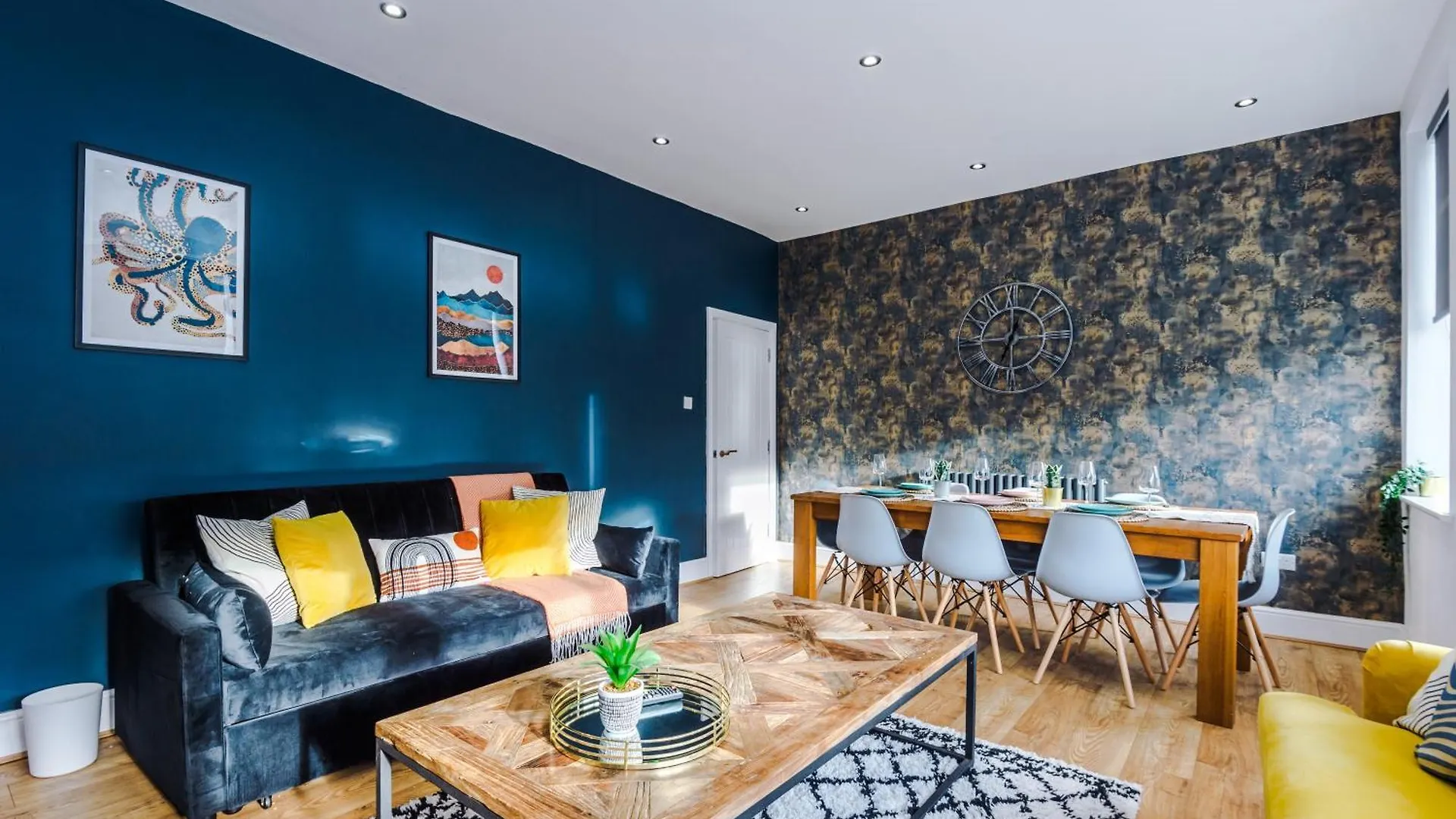 The Gatsby In Harrogate 3 Bedrooms - Parking شقة